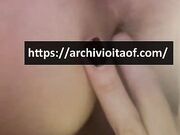 MartinaVismara si masturba il culetto