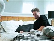 Scopa il marito della sua migliore amica crampie