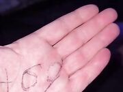 Senti come urla mentre le scopo fica e culo tua moglie