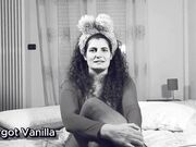 Casting ragazza italiana che scopa disabile