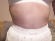 Mia moglie mi fa un pompino con ingoio