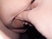 Amica si fa scopare in macchina amatoriale