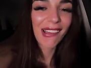 Sono una pervertita lo succhia in auto a sconosciuto