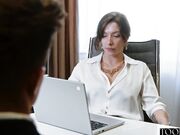 Lesbian tries straight sex first time