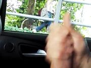 Sega auto con passanti