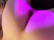 Onlyfanser isaziabile in una gang bang