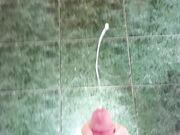 Sborrata gigante! Masturbo il mio cazzo grosso