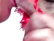 Mamma italiana spompina molto bene il cazzo