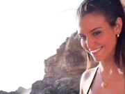 Attenzione Attenzione Raffaella