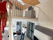 Giovanotto non resiste alla Milfona bionda sposata