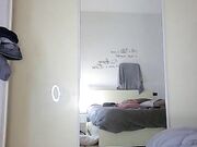 Lecca il culo a suo marito e glielo spompina