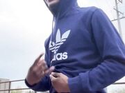 italiana si fa scopare da un nero per strada