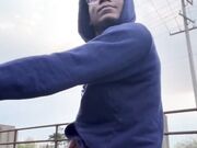 italiana si fa scopare da un nero per strada