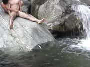 Sesso al fiume amatoriale