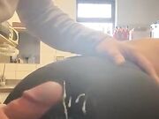 Vado a lavorare al bar coi pantaloni sborrati