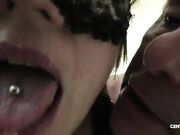 Mogli perverse e mariti succhiacazzi