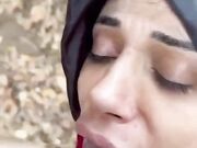 Cappuccetto rosso si fa sborrare in faccia