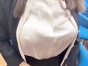 Disposta a tutto al colloquio di lavoro