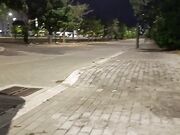 Dogging moglie spompina 3 cazzi davanti al cornuto