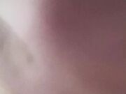 Me lo sbatte nel culo e mi masturba forte