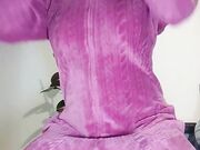 Strip moglie incinta tettona