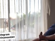 Sego amico in hotel con la cameriera che ci intravede