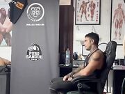 M@rgot la profumos@ in palestra con puros@ngue