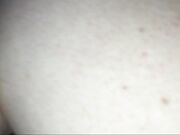 Mi scopo la figa pelosa con il mio vibratore