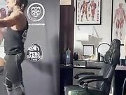 m Rgot la Profumos in Palestra Con Puros Ngue