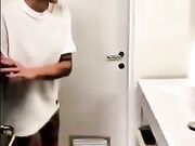 Italiana Porca Incontra un Idraulico Pervertito Che la