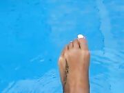 G1o1a Sm1th Footjob al Dildo Con Dialoghi in Italiano