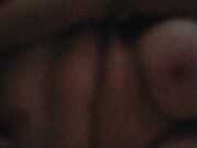 La mia signora porca gioca con il mio cazzo