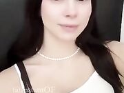 Il calipp0tour e' durissimo e le e' venuto mal di schie