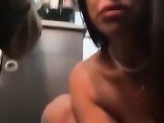 la Porno Barista Succhia Cazzi al Bar