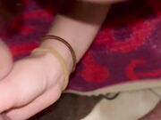 Scopata a pecora con preservativo la fa squirtare