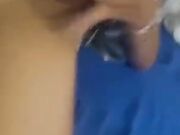 19enne italiana si mette un dito nel culo