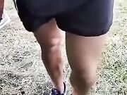 CAMGIRL italiana incontra tipo che corre e lo spompina