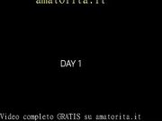 Incontra, seduce e spompina un famosissimo segaiolo