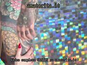 La Sal3rno e la N@ppi succhiano e segano un uomo tatuat