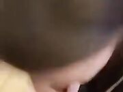 Pausa dai videogiochi con pompino e ingoio