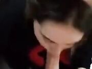 Pompino amatoriale con schizzata sul muso della fidanza