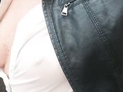 Milf esibizionista outdoor