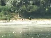Video porno Helen Cruz scopata al fiume