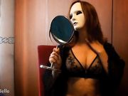 Italiana sexy con un bel cazzo di gomma nella fica
