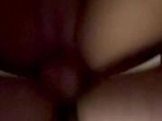 La faccio urlare di piacere scopandola a pecora