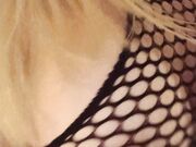 Miafoxymilf a pecora si infila in doppia penetrazione