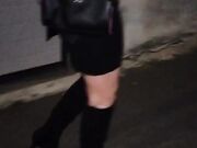 Flash moglie esibizionista outdoor