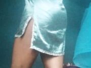 La mia cagnetta nera ubbidiente