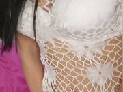 Mi olio il culetto e mi tocco