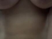 Moglie tettona mi cavalca bene amatoriale